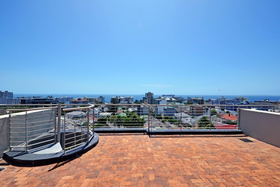 To Let 2 Bedroom Property for Rent in Sea Point Western Cape